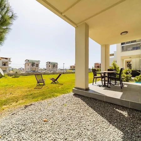Villa Refreshing Apartment With Backyard And Shared Pool In Serik, Antalya
