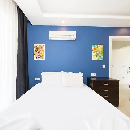 Refreshing Apartment With Backyard And Shared Pool In Serik, Antalya Belek